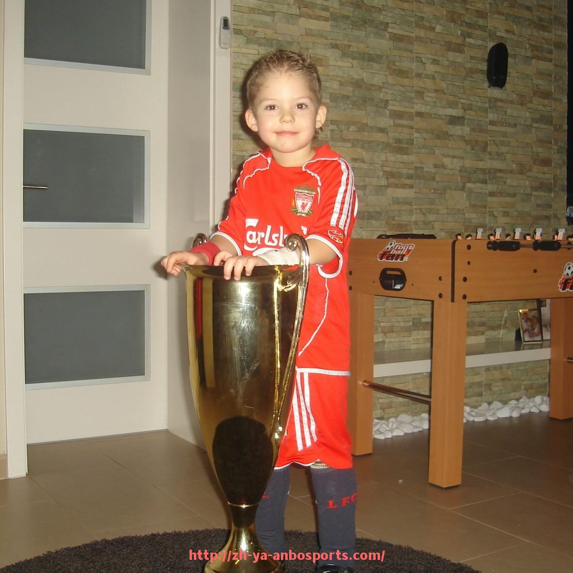 安博体育官网-2021赛季西甲联赛完整赛程安排及重要比赛时间详解